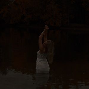 Meet your Posher, Harmony